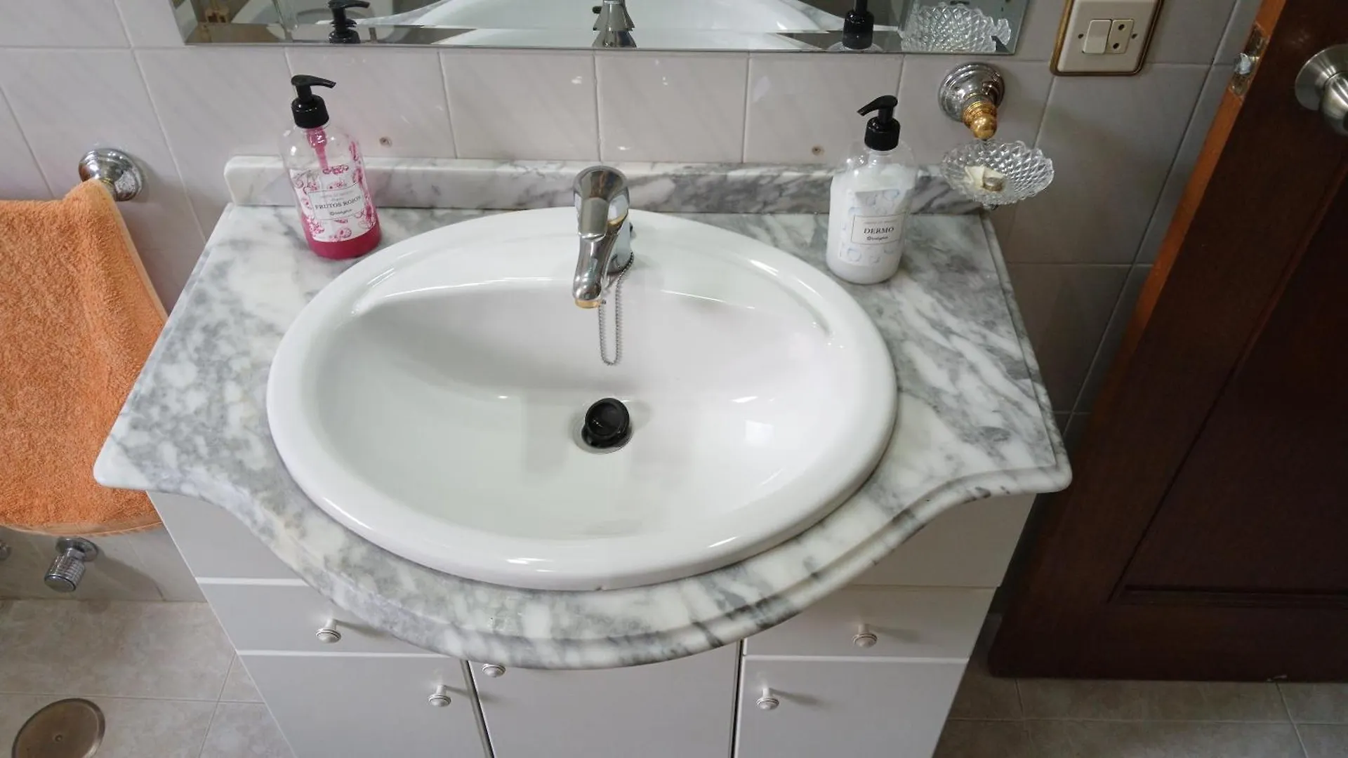 Habitacion Privada Triple Con Camas Individuales Toledo