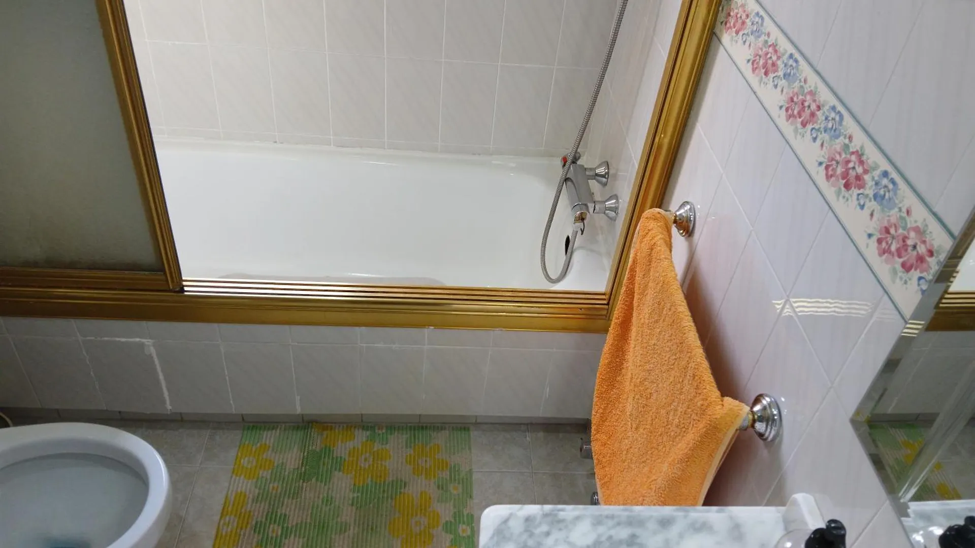 Habitacion Privada Triple Con Camas Individuales Toledo Španělsko